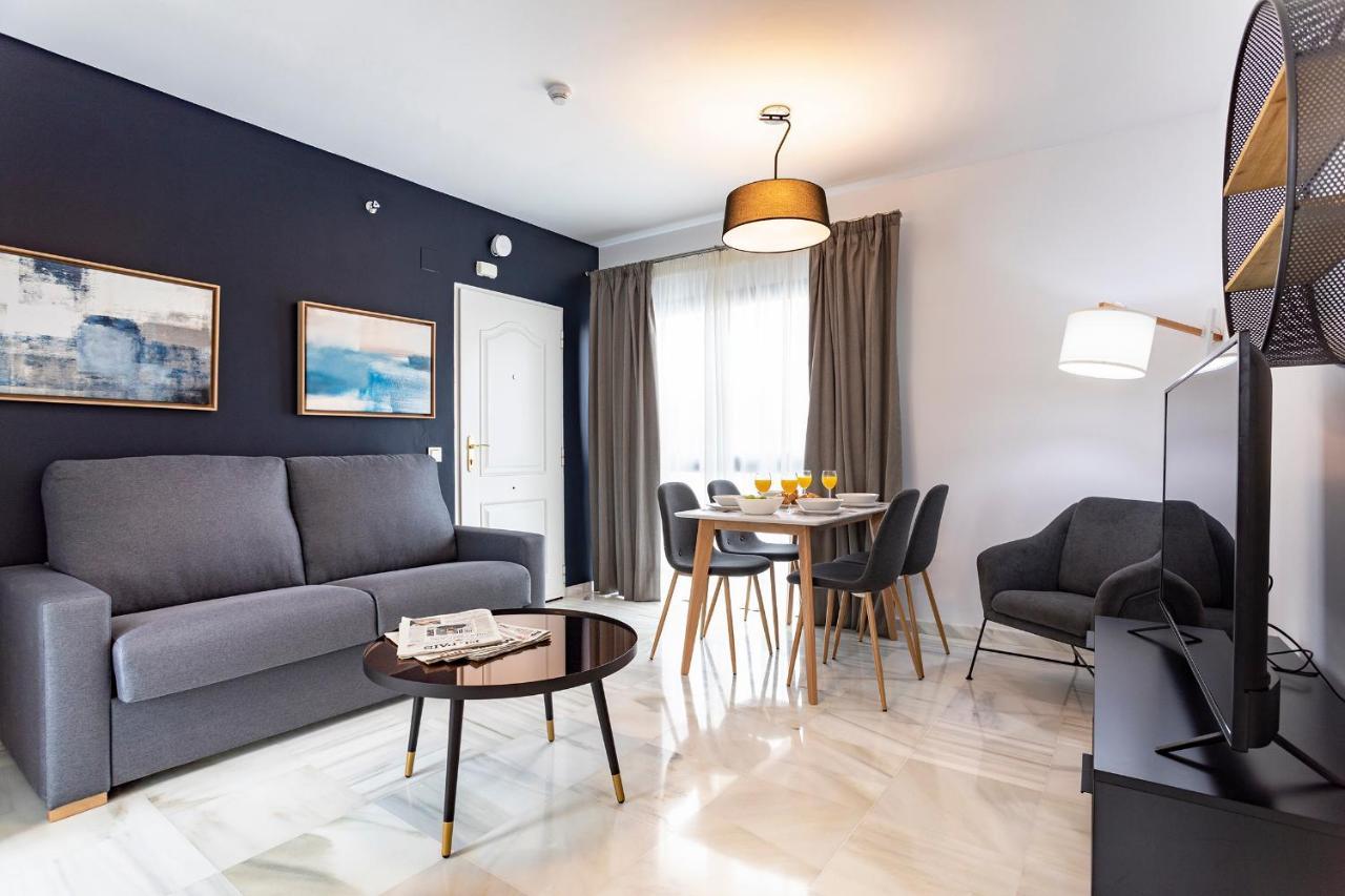 Malaga Rivas 34 Suites Homes מראה חיצוני תמונה